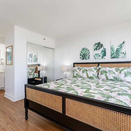 Appartement Waikiki Banyan W-Ocean Views With Free Parking! à Honolulu Extérieur photo