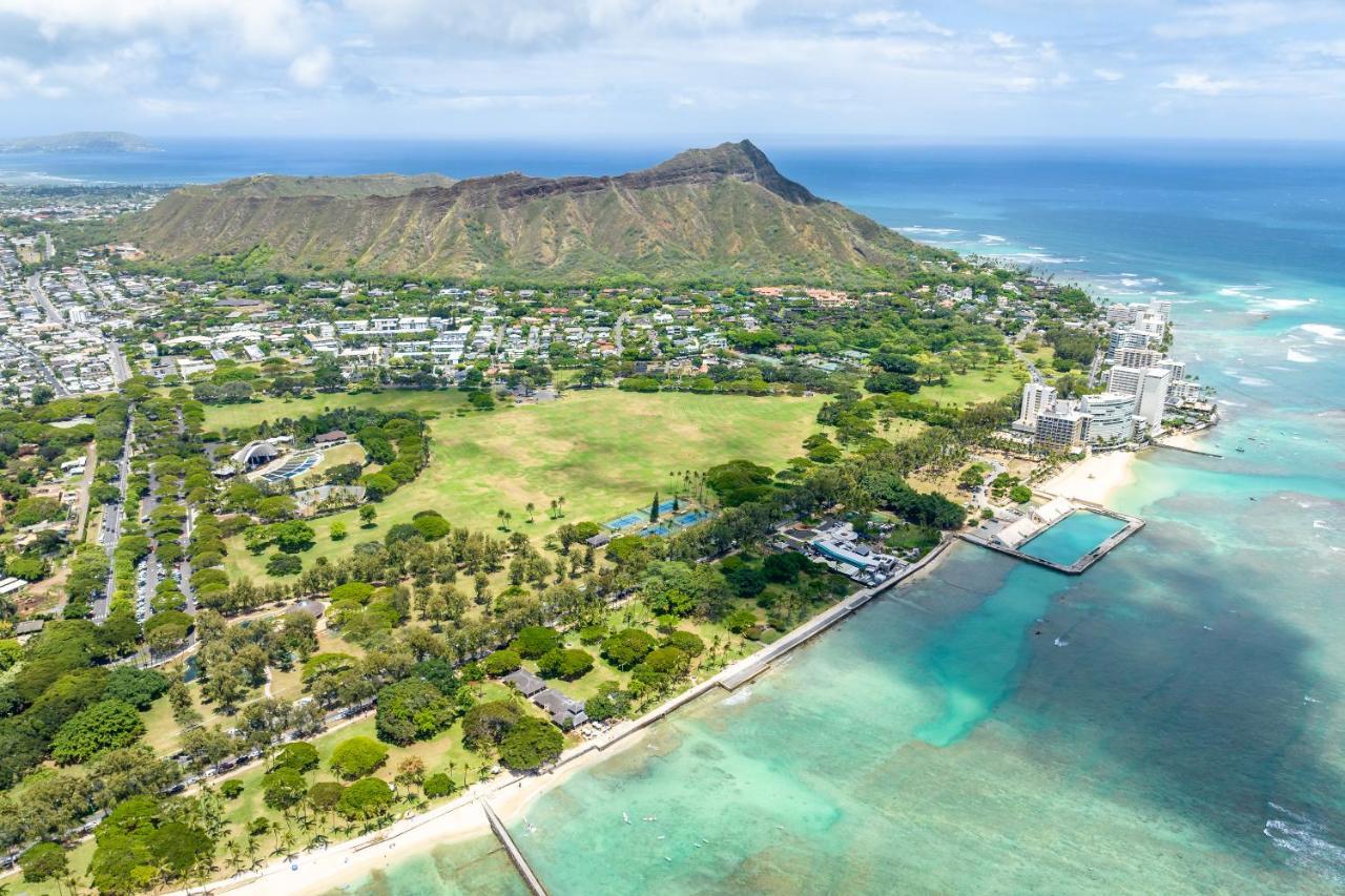 Appartement Waikiki Banyan W-Ocean Views With Free Parking! à Honolulu Extérieur photo