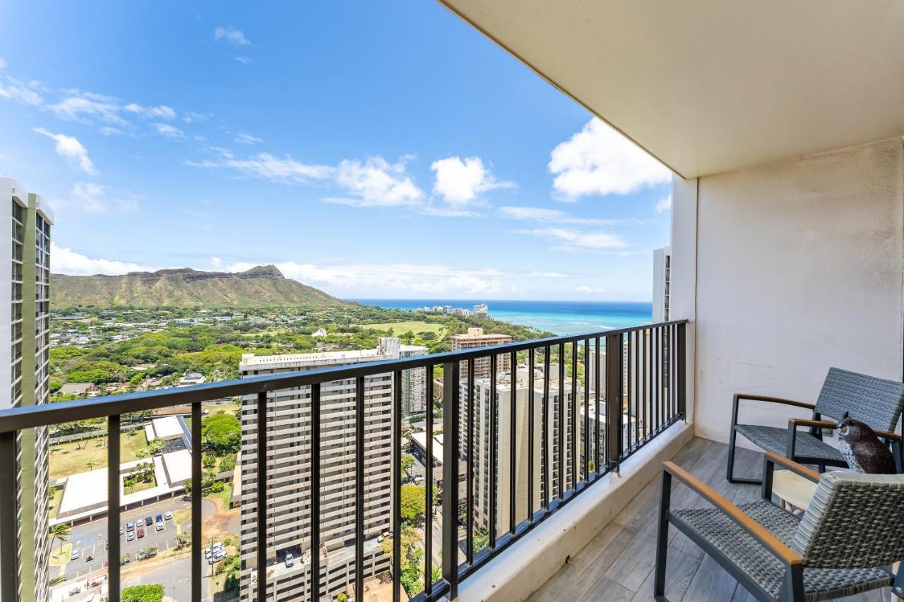 Appartement Waikiki Banyan W-Ocean Views With Free Parking! à Honolulu Extérieur photo