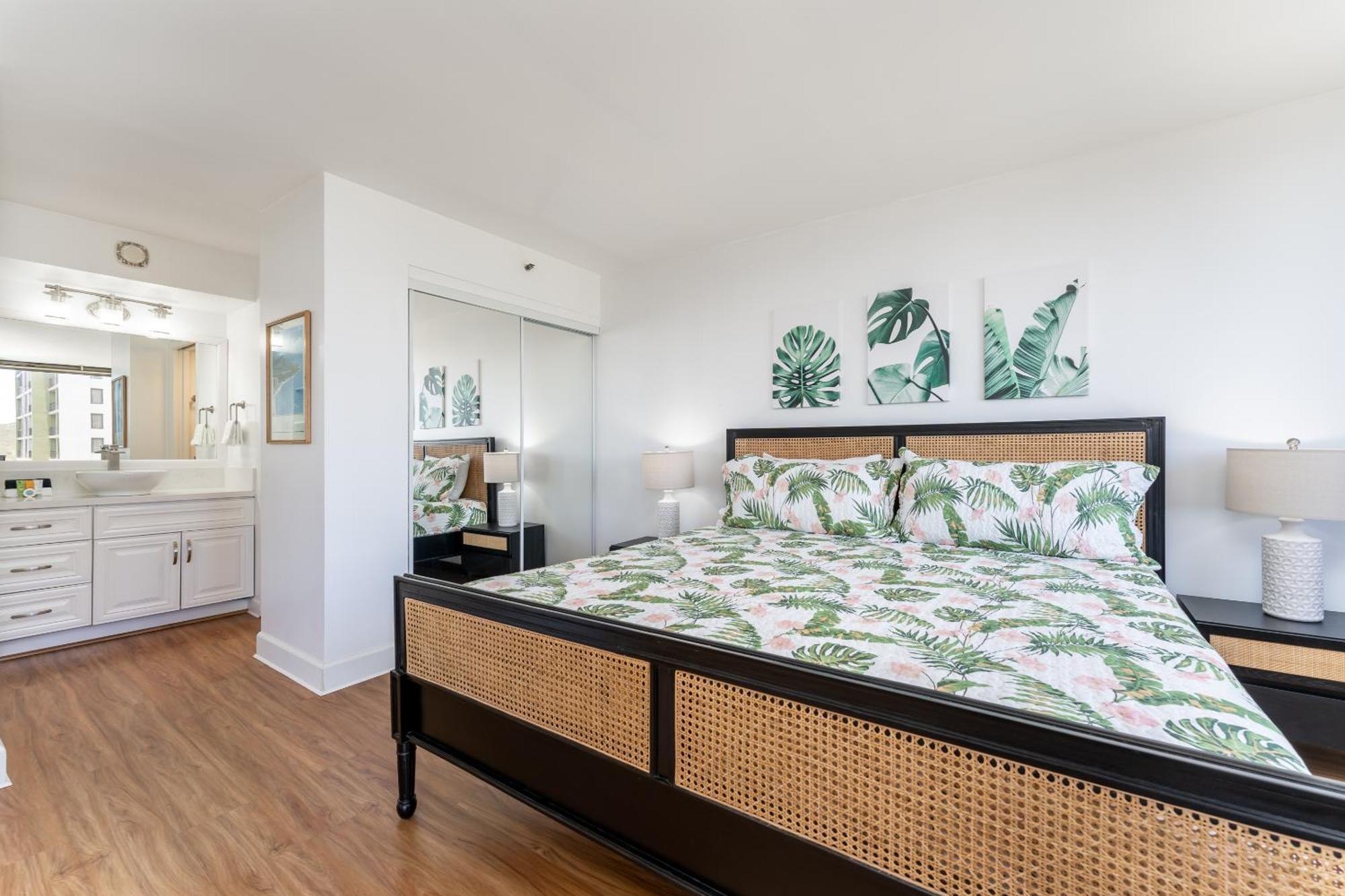 Appartement Waikiki Banyan W-Ocean Views With Free Parking! à Honolulu Extérieur photo